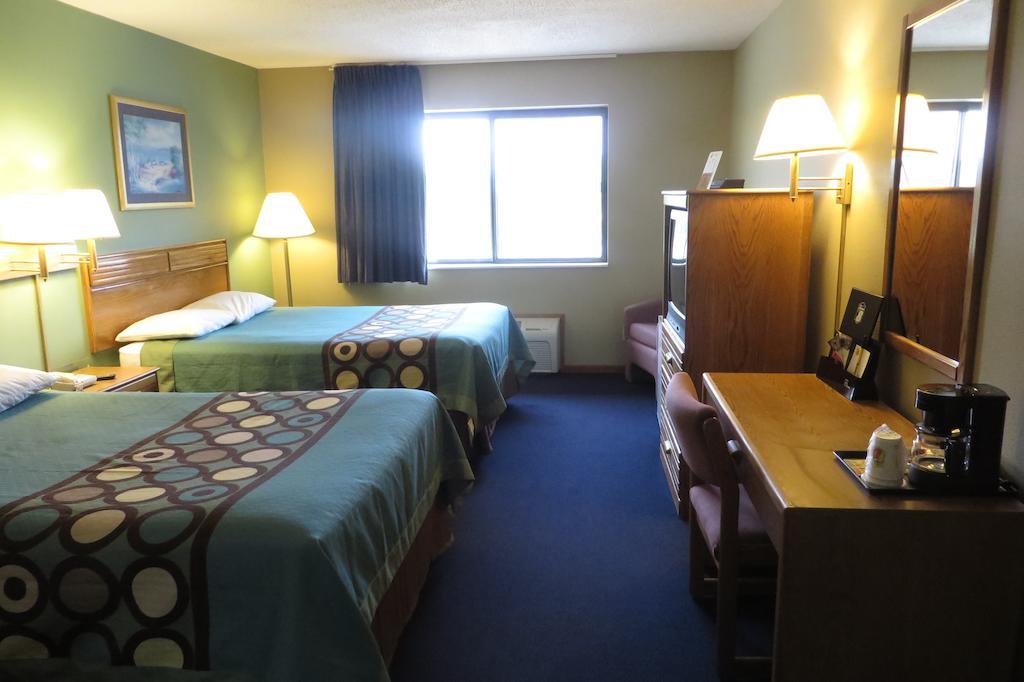 Motel Super 8 By Wyndham Macomb Habitación foto